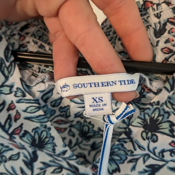 SOUTHERN TIDE Aubree fleur printed‎ top NWT - Picture 3 of 8